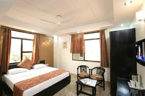 Fabexpress Jeniffer Inn Delhi  Dış mekan fotoğraf