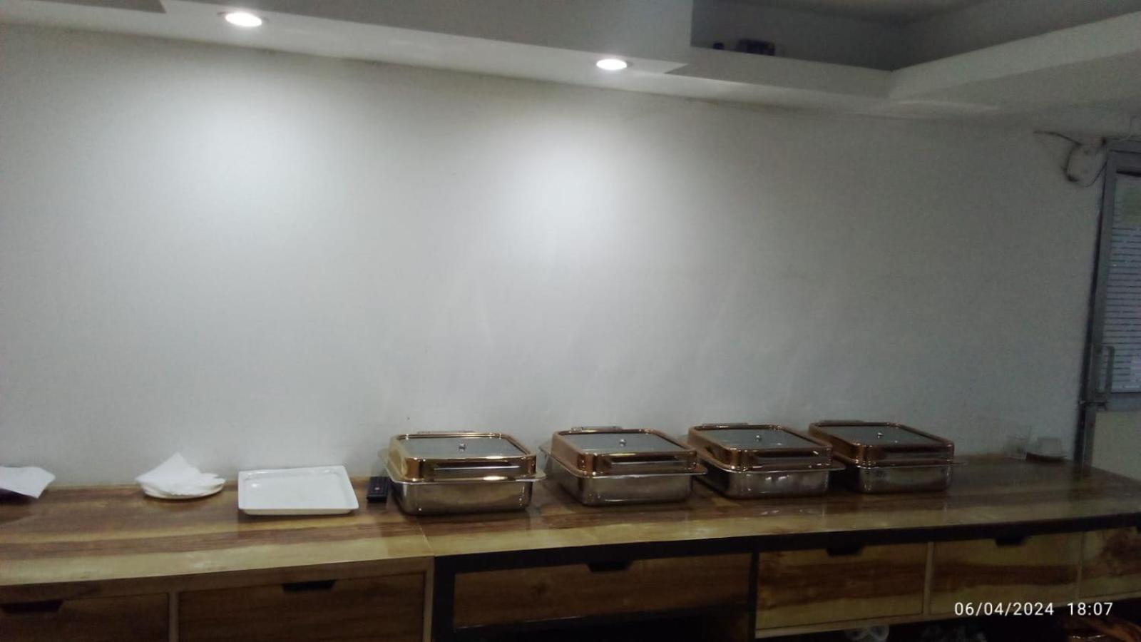 Fabexpress Jeniffer Inn Delhi  Dış mekan fotoğraf